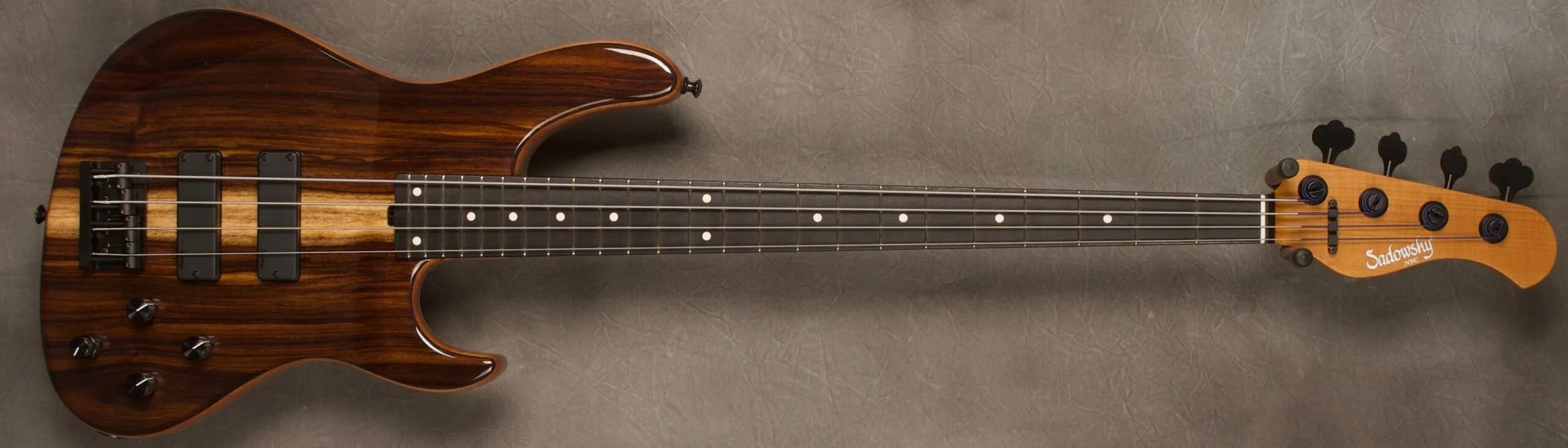4 струнная бас гитара. Sadowsky rv4. sadowsky jim hall. бас гитара садовский. nyc bass guitars sadowsky.