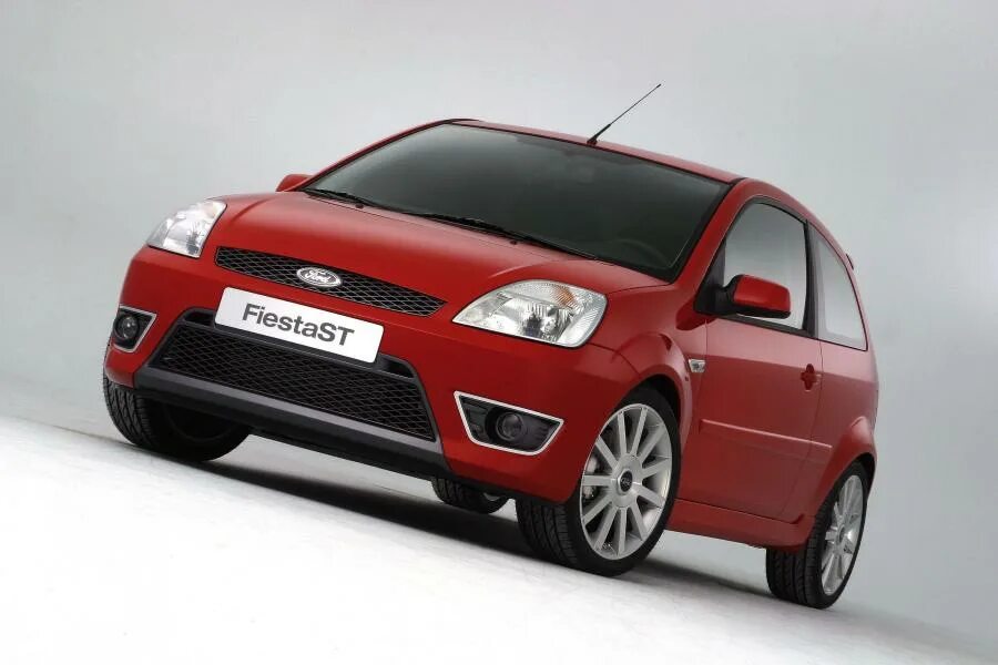 Форд фиеста 6. Ford fiesta 2017 st line. Форд фиеста 5. Ford fiesta st 2013. Форд фиеста 2016 салон.