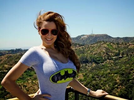 Funny Gallery Hollywood Actress Wallpaper, Hollywood Actresses, Batman T Sh...