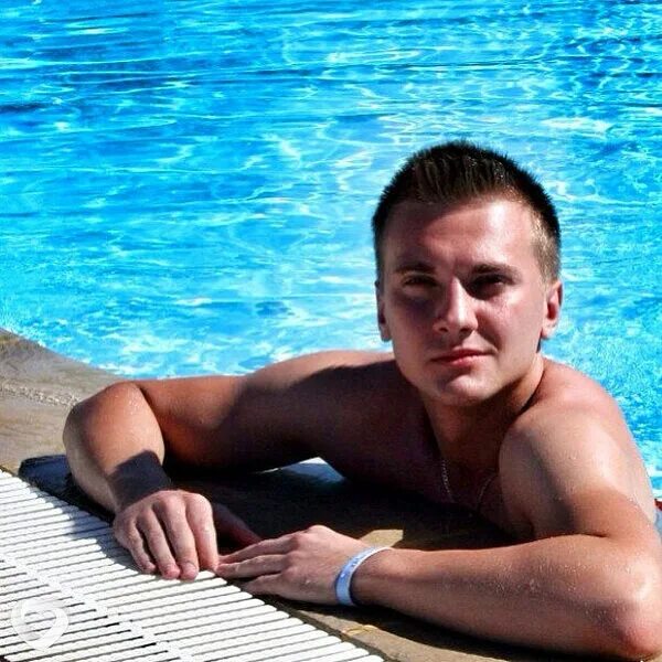 Красивый парень саратов. Фото парня 29 лет. Парни с мамбы 25 лет. Дима шестаков. Мужчина 28 лет.