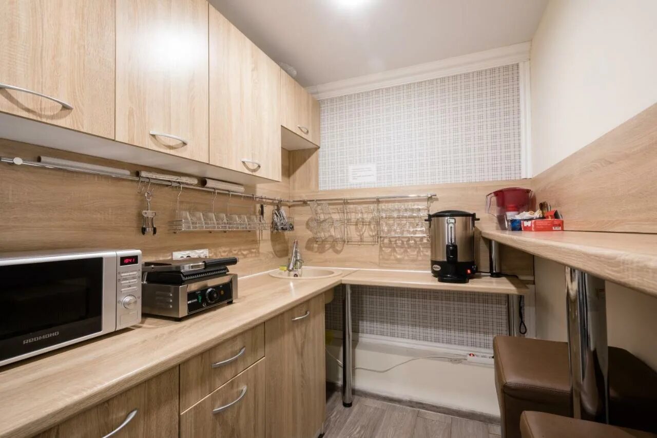 Отель бегемот владикавказ. Отель бегемот маяковская москва. Отель бегемот москва метро маяковская. Отель бегемот москва. Гостиница на маяковской.