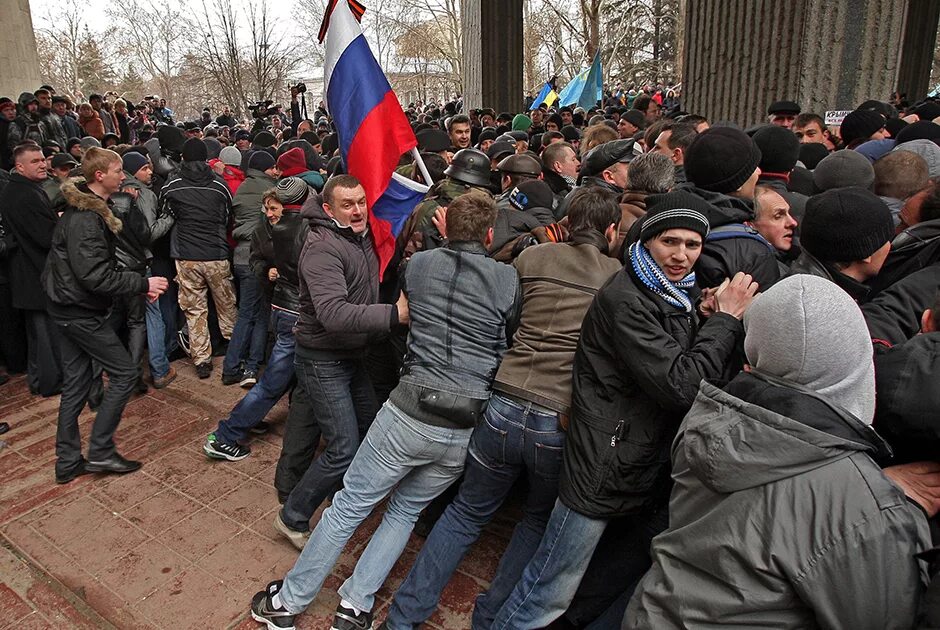 Обстановка в ялте на сегодняшний. Журналисты крыма. Крым сегодня. Митинг в симферополе 2014. События в крыму.