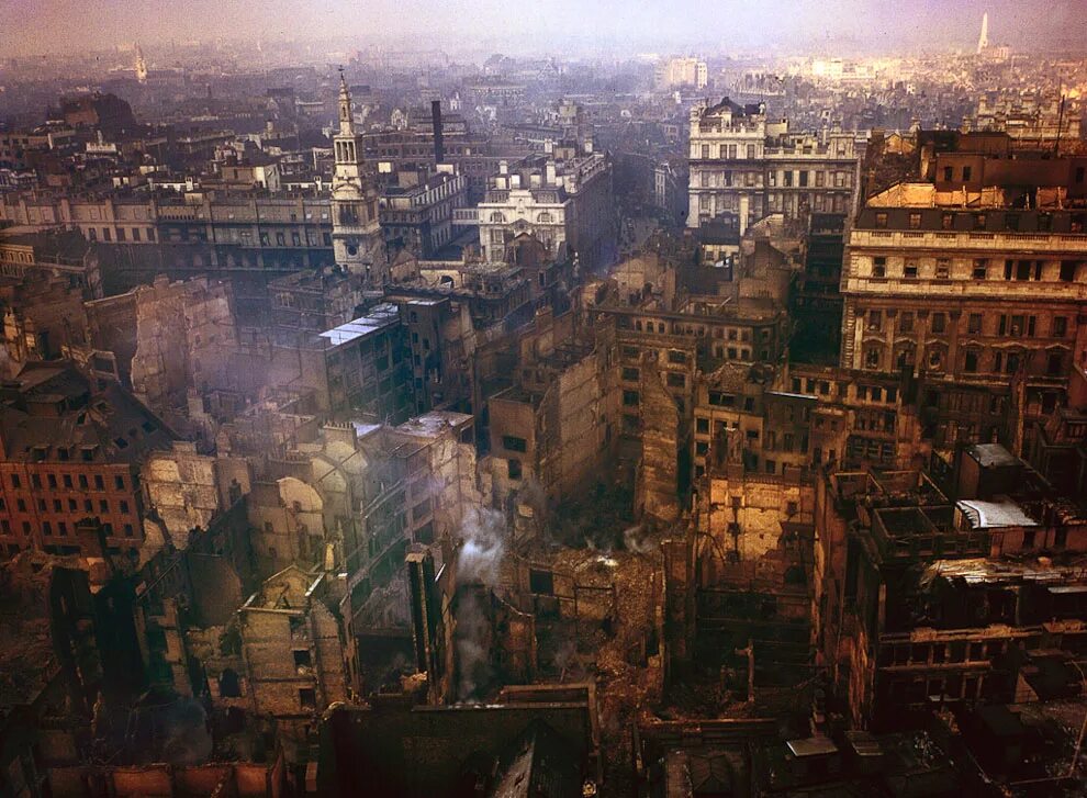 Великобритания во времена второй мировой. Бомбардировка Лондона 1940. Бомбежка Лондона в 1940. Лондон после бомбежки 1940. Лондон 1940 год.
