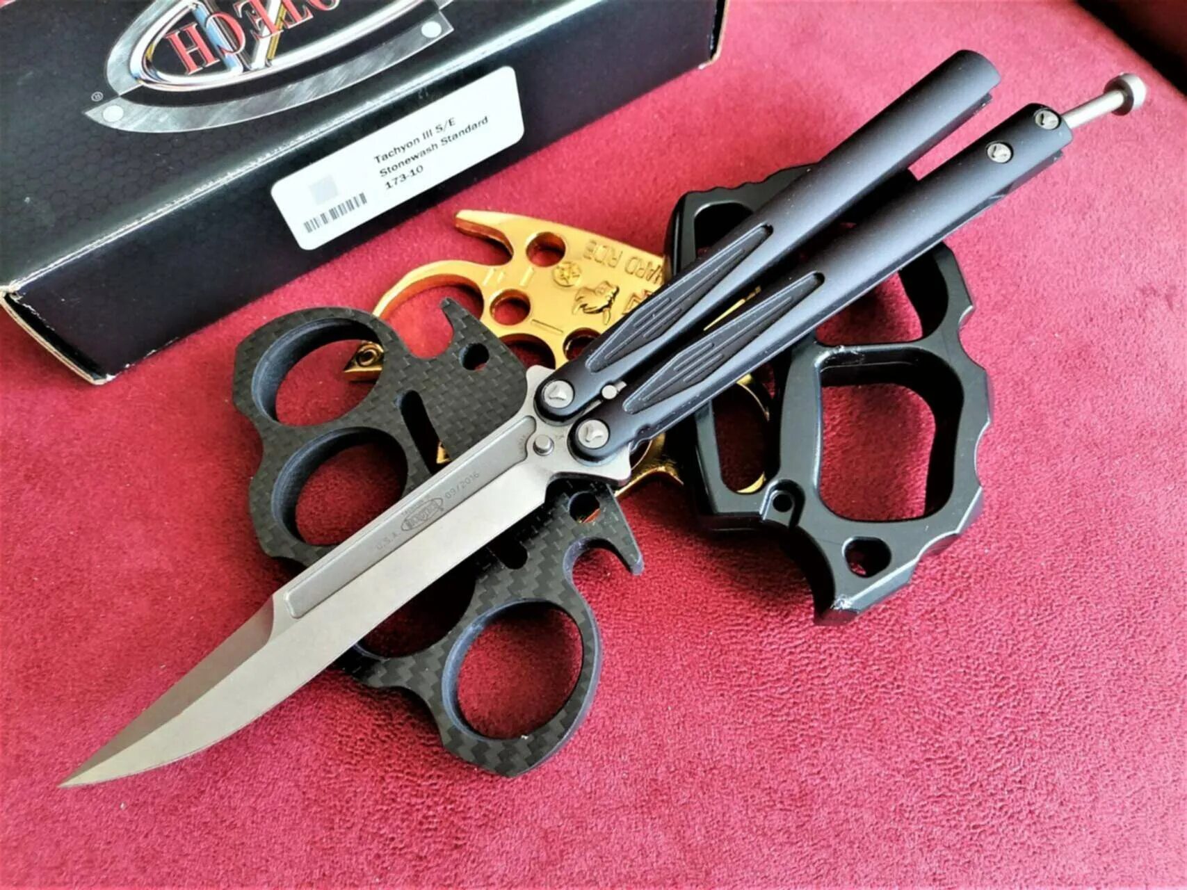Молодые ножи апрель 2025. Microtech tachyon iii balisong butterfly knife (4.5&quot; stonewash) 173-10. benchmade 51 morpho balisong butterfly knife g-10 (4.25&quot; satin). benchmade 51 morpho balisong. микротек ножи комплект.