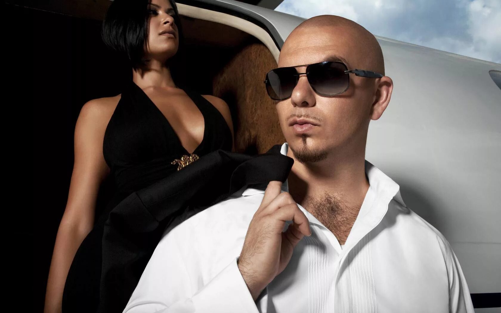 Клип ошуки. Ченинг татум мачо и ботан. Мачо мэн фильм 2015. Альфа самец мужчина. Клипы мачо.