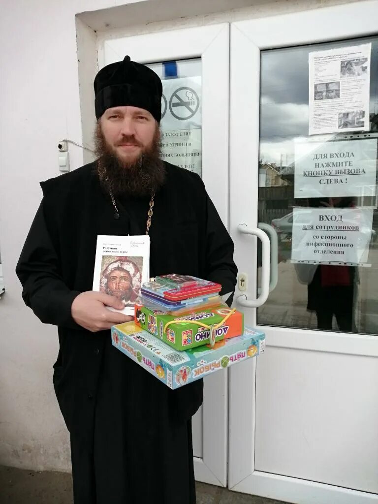 священники прихода