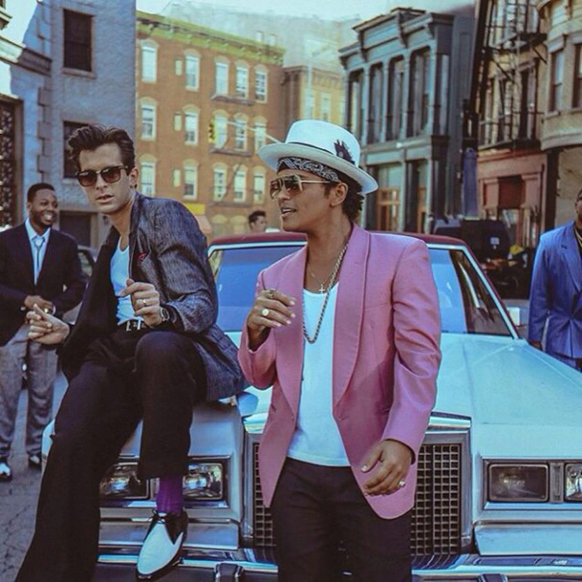 Up down funk. Mark Ronson Bruno Mars.