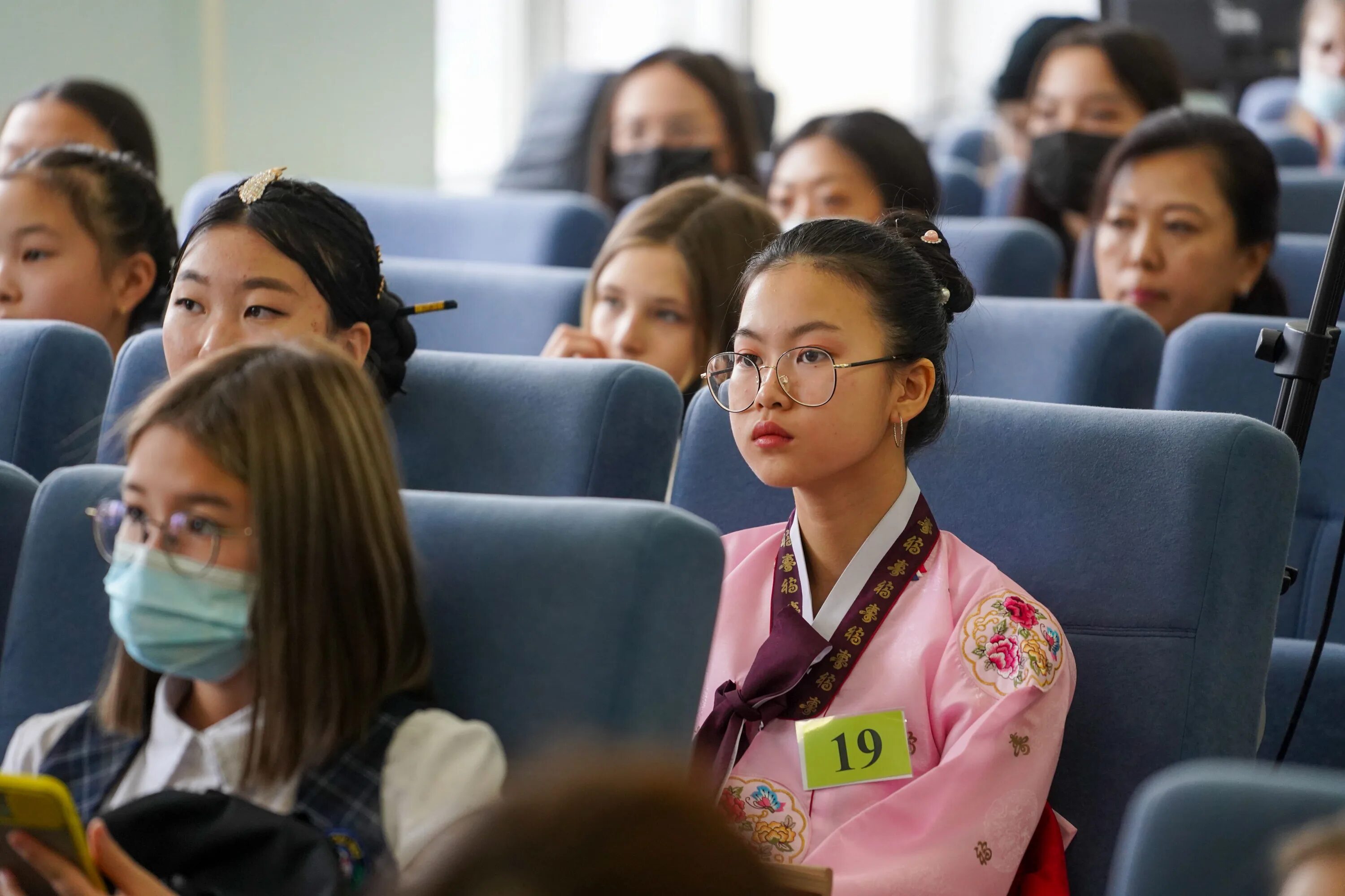 Корейская письменность. Знание корейского языка. Знание корейского языка. Реклама корейскмйязык. Знание корейского языка.