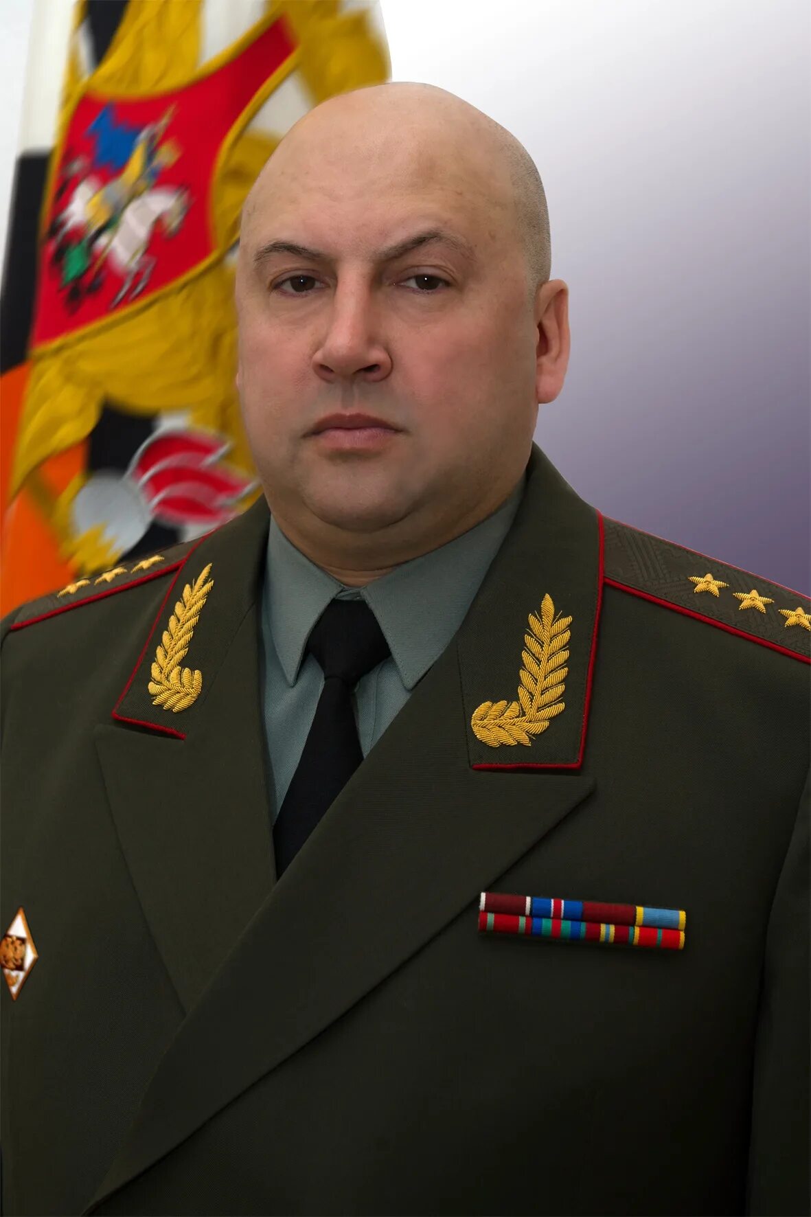 Главнокомандующий военной операцией. Суровикин генерал лейтенант.