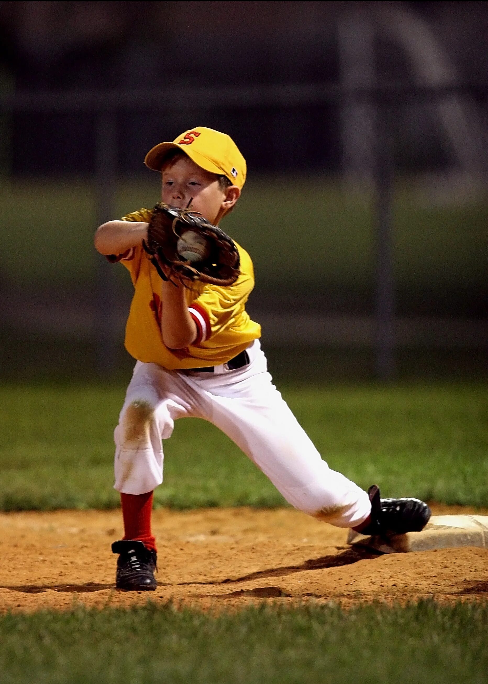 Детский Бейсбол. Мальчик бейсболист. Софтбол дети. Бейсбол спорт. Арахисовый мальчик бейсбол