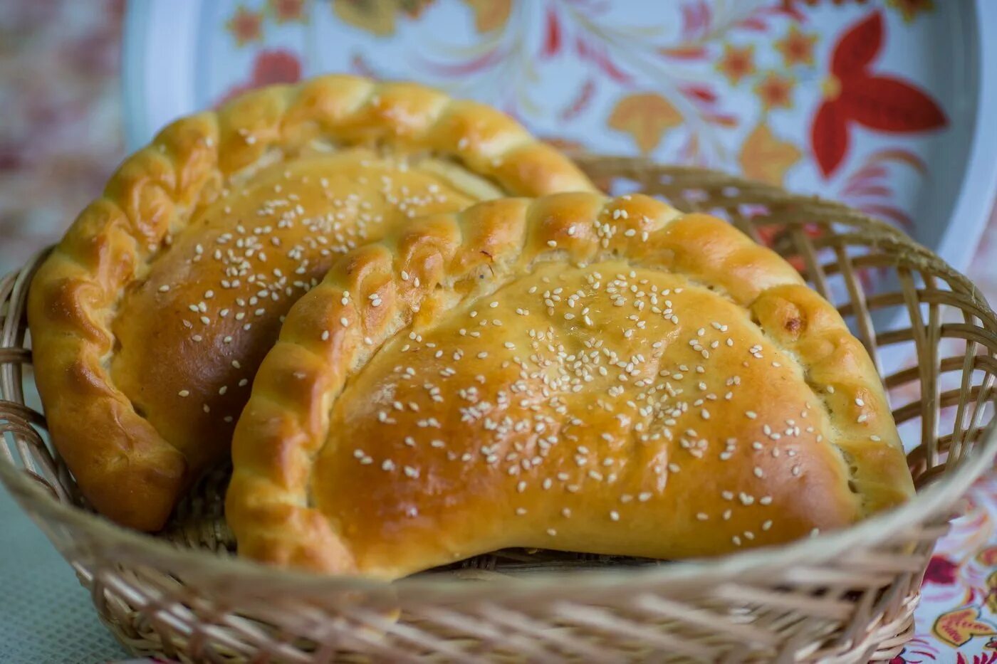 Курник расстегаи кулебяка. Пыкрау пиругы. Караимский пирог. Покровские пирожки Нагайбак.