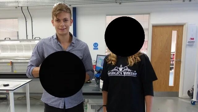 Как выглядит самый черный цвет This Object Has Been Sprayed With the World's Blackest Material, and It's Freaki