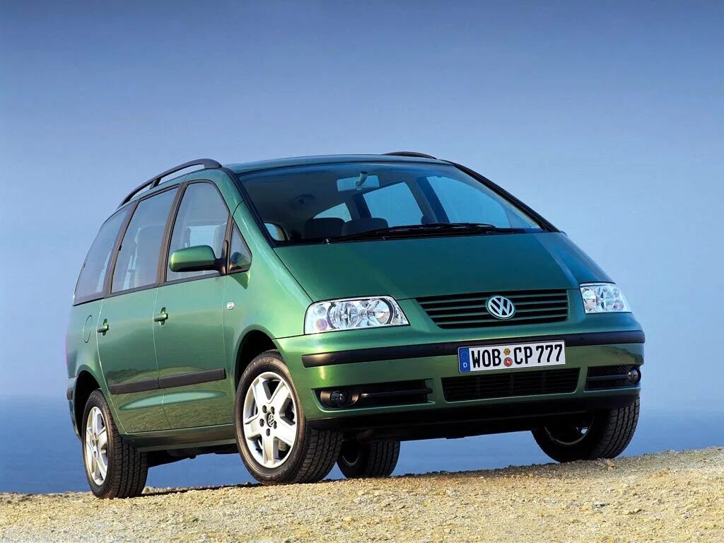 Volkswagen sharan 1.9. Фольксваген Шаран 2000. Фольксваген Шаран 2 поколение. Фольксваген Шаран 1. Ыолбваген шарен.