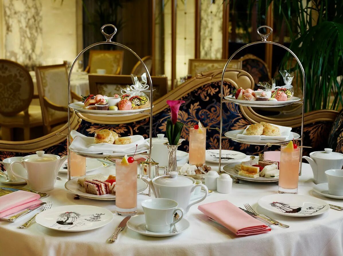 Чайная в англии. Afternoon tea: традиционное английское чаепитие. сервировка стола в английском стиле. английское чаепитие традиции. сервировка стола в англии.