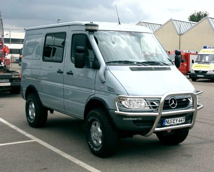 Спринтер привод. Mercedes sprinter 4x4. sprinter 4*4. мерседес спринтер пассажирский 4х4. спринтер 4х4 iglhaut.