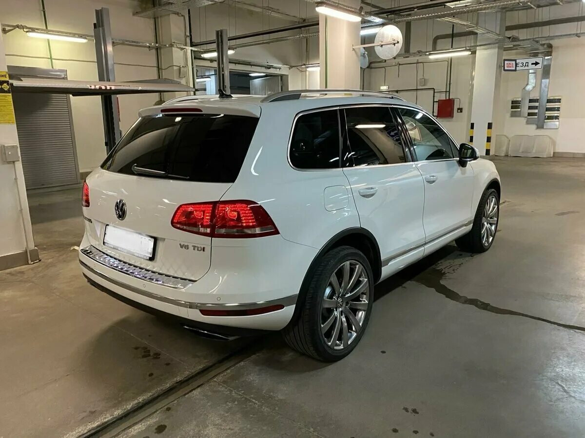 Touareg 2 r21. Туарег r21. Туарег r21. Vw touareg r20. Диски volkswagen touareg nf r20.