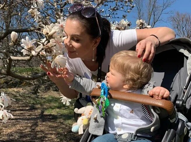 внук екатерины стриженовой. дети екатерины стриженовой. анастасия грищенко дочь стриженовых. анастасия грищенко стриженова. стриженовы дети внуки.