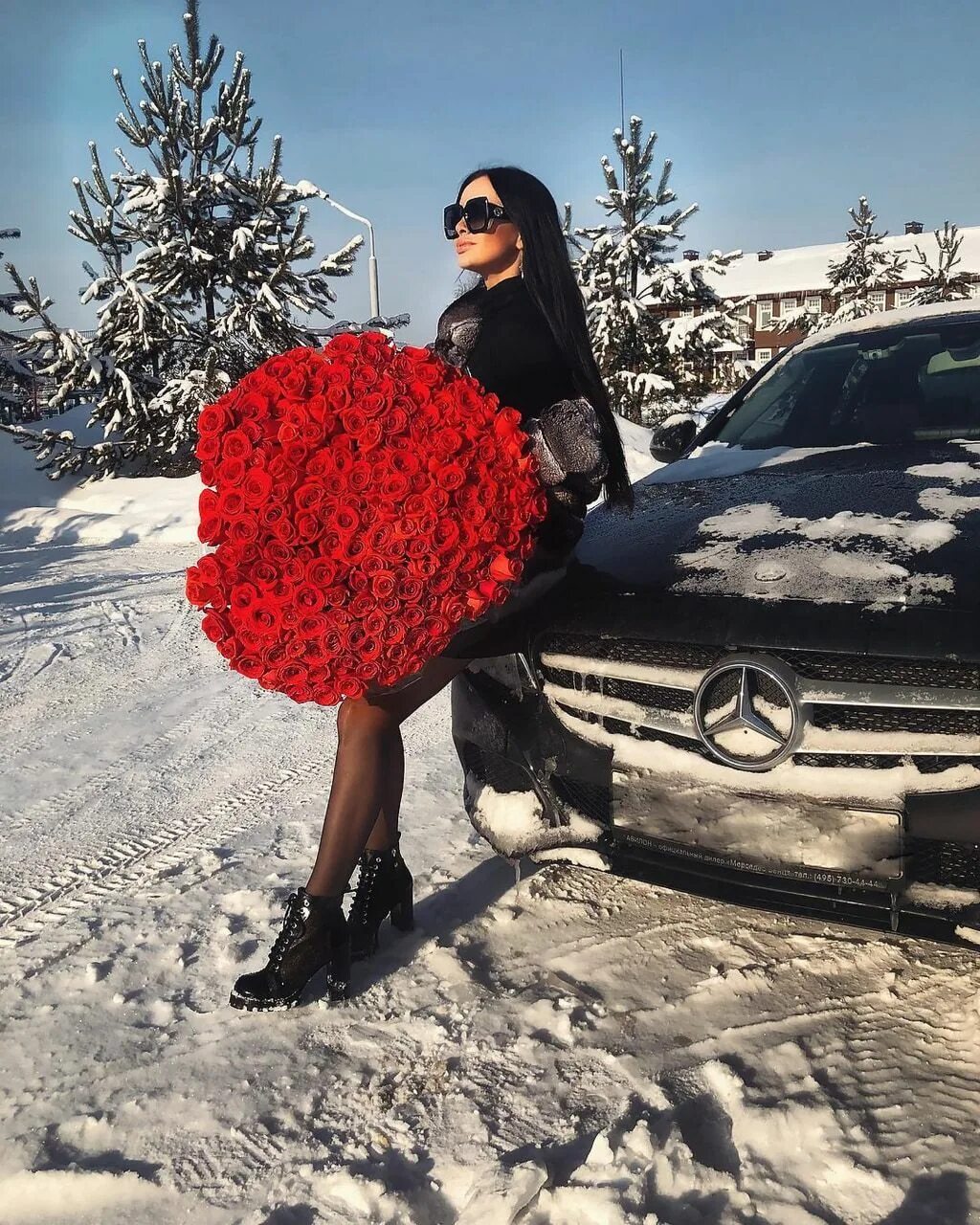 Мем девушка с розами Галина. Профиль пользователя на Авито