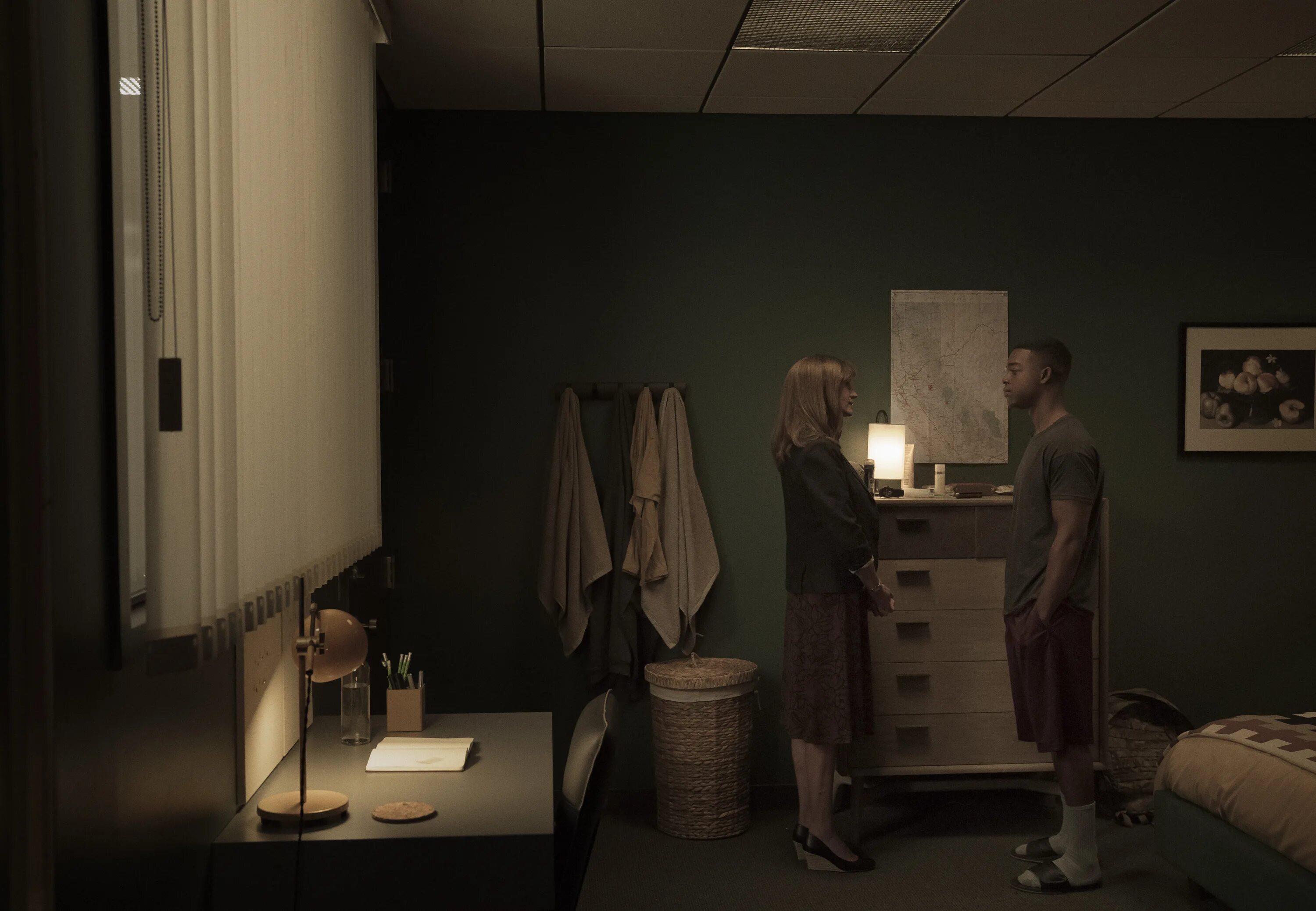 Возвращение робертс. Возвращение домой (2018 — 2025). homecoming julia roberts.