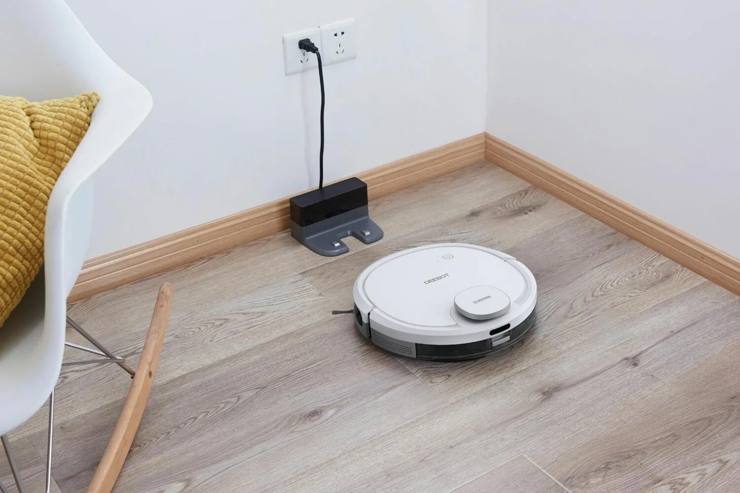 Пылесос айробот румба зарядка для. Пылесос handheld vacuum cleaner anmu aвтомобильный беспроводной. Док станция для пылесоса irobot roomba. Станция зарядки робота пылесоса xiaomi. Кнопка включения робота пылесоса xiaomi.