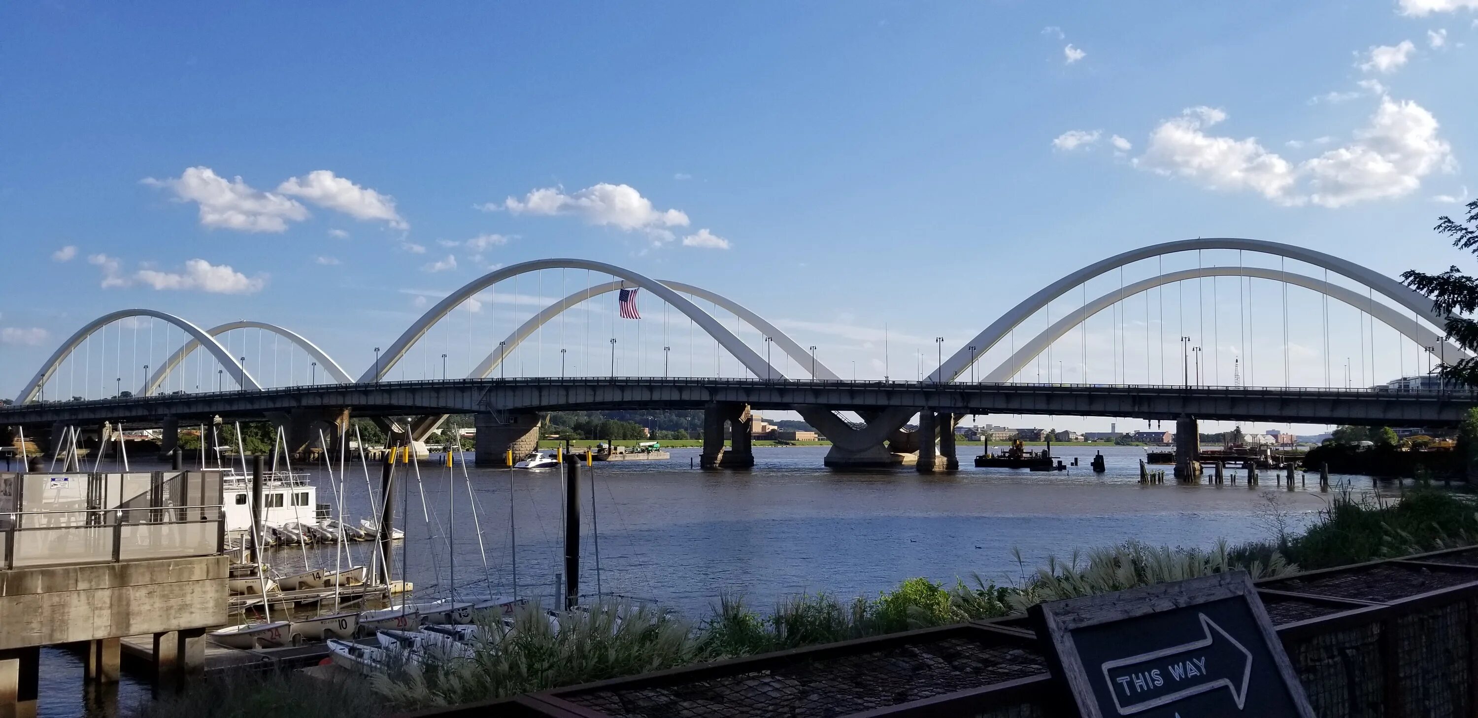 Мемориальный мост Вашингтон. Мост Frederick Bridge. Мемориальный мост проект Вашингтон. Памятные мосты