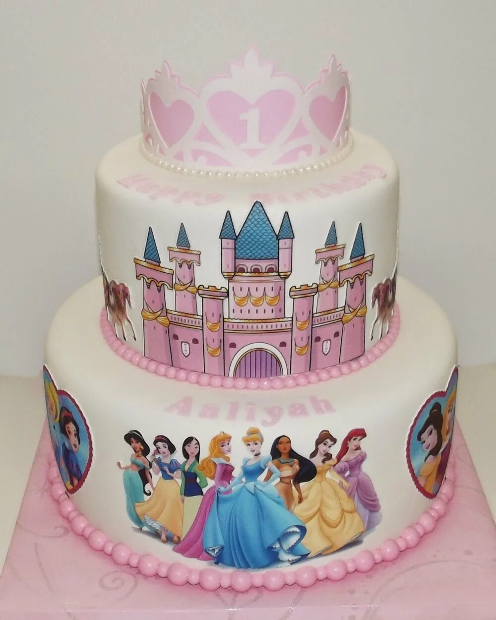 Торт для девочки с принцессой. Торт с принцессами Disney. Торт с принцессами Диснея. Торт с принцессами для девочки. Торт принц.