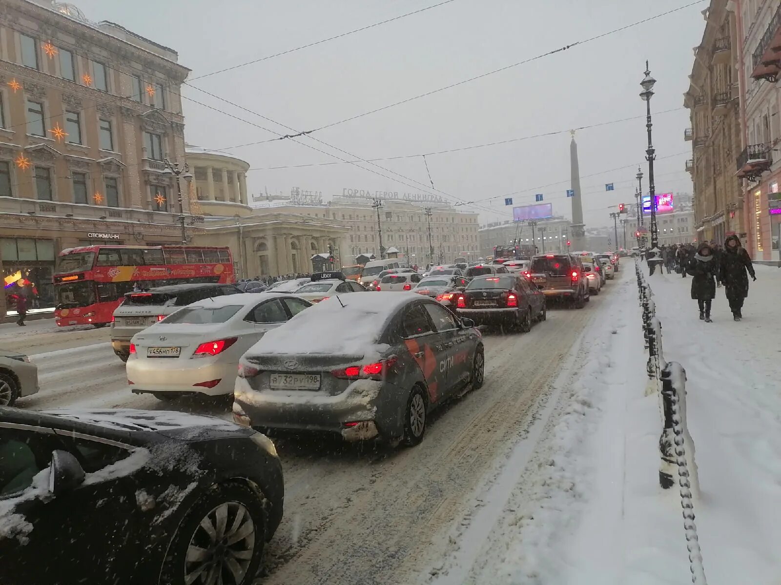 Погода спб. Погода в питере вчерашняя. Заснеженный питер. Климат санкт петербурга. Погода в питере вчерашняя.