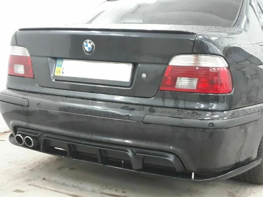 Задний диффузор с рёбрами под выхлоп. - BMW 5 series (E39), 3 л, 2003 года стайл