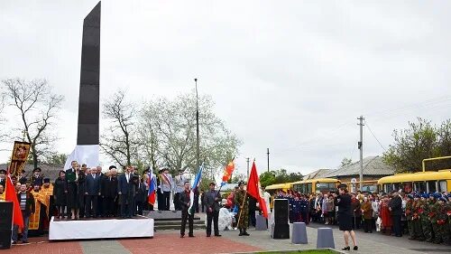 Прогноз верхний мамон. Площадь верхнего Мамона Воронежской области. Коротояк Воронежская область. День Победы в Верхнем Мамоне Воронежской.