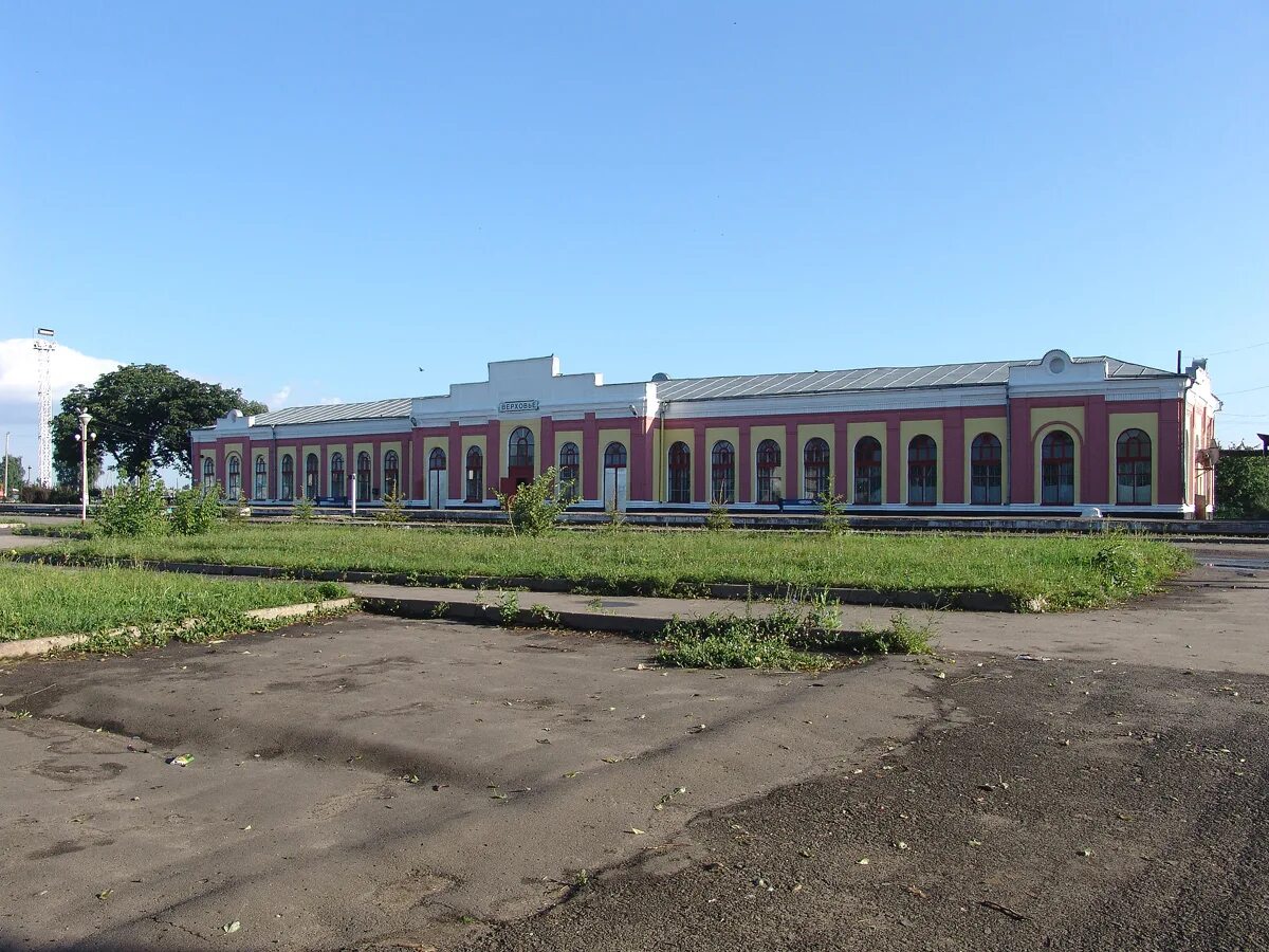 Население верховье орловской области 2020. Пгт верховье верховский район. Магазины в поселке верховье орловской. Орел пгт верховье. Село верховье орловская область.