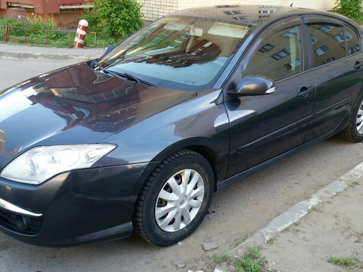 Рено лагуна 3 рестайлинг лифтбек. Рено лагуна серая. Рено лагуна 3 1. Renault laguna 2008. Рено лагуна 3 2008.
