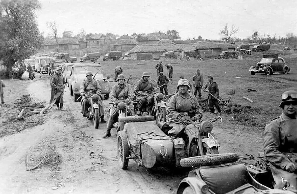 Начало военный 41. Наступление вермахта 1941. Наступление немцев 22 июня 1941. Немецкие войска на Украине 1941.
