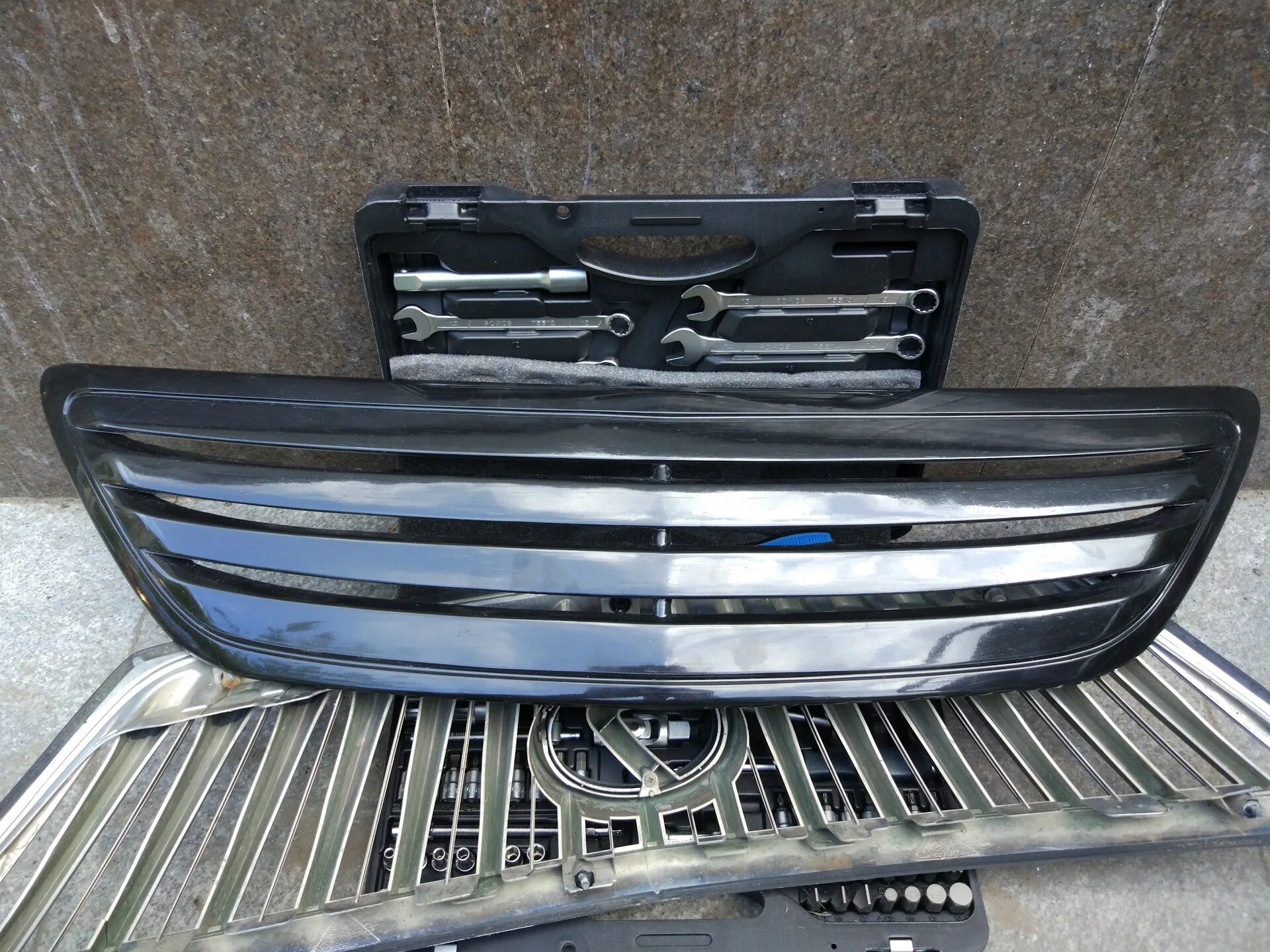 Решетка радиатора rx300 1 поколения. Решетка радиатора рх. Решетка радиатора rx330 лексус 2004. Решетка радиатора lexus rx330. Решетка радиатора lexus rx300 thundercloud.