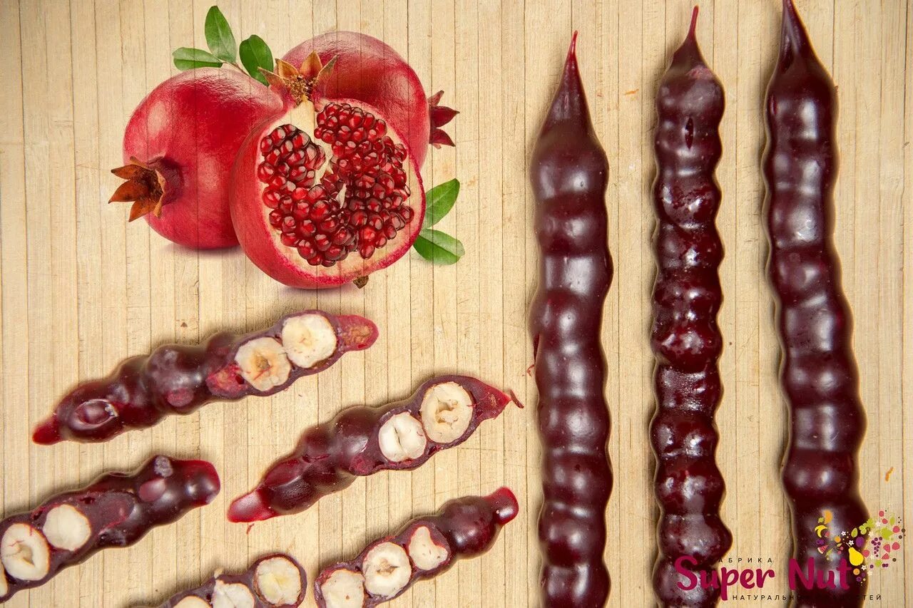 Чурчхела какой вкус. Чурчхела гранатовая. Восточная сладость с орехами чурчхела. Сладости абхазии чурчхела. Чурчхела какой вкус.