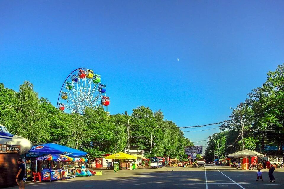 развлечения для детей во владимире. вднх детские развлечения. резиденция королей калининград для детей. скалодром калуга азаровская. рио детская игровая комната.