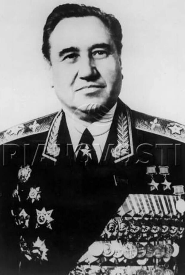 Главный маршал. Главный маршал. Главный маршал. Главный маршал бронетанковых войск ротмистров. Маршал авиации колдунов.