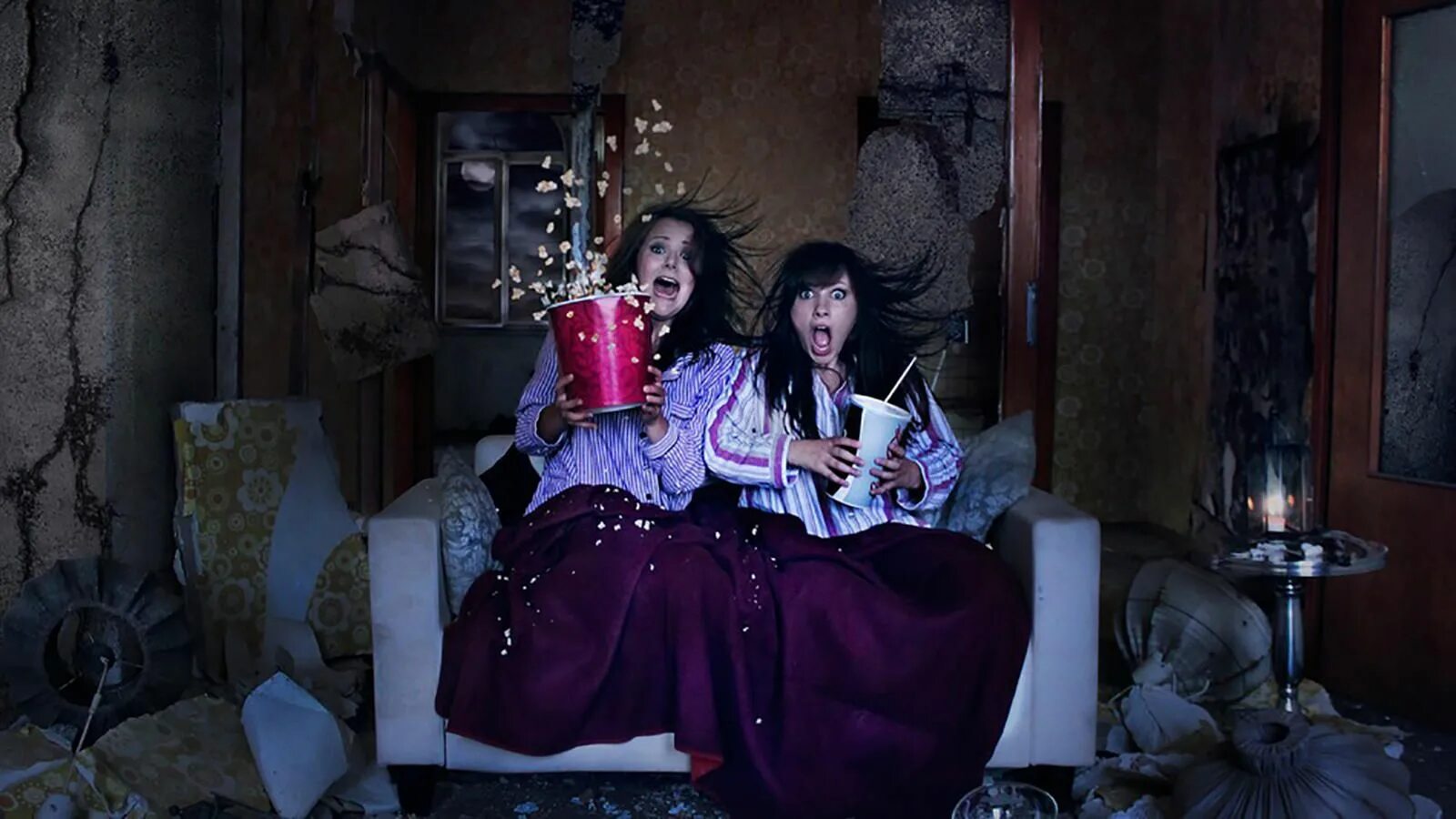 Комедии на хэллоуин. Watch scary movies. What to watch on netflix. Watch scary movies. Комедии пародии.