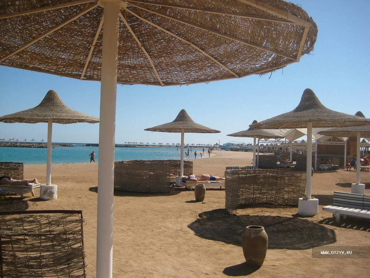 Coral beach rotana resort. Корал Бич Резорт Хургада. Отель в Египте Корал Бич тиран. Coral Beach Hotel Resort 5 Хургада. Корал Бич Хургада 4.