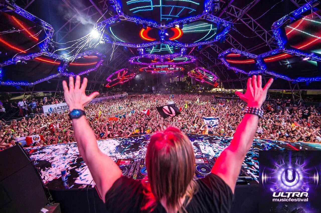 Experience david guetta epic performance. Дэвид гетта 2025. дэвид гетта 2025. дэвид гетта концерт. диджей david guetta.