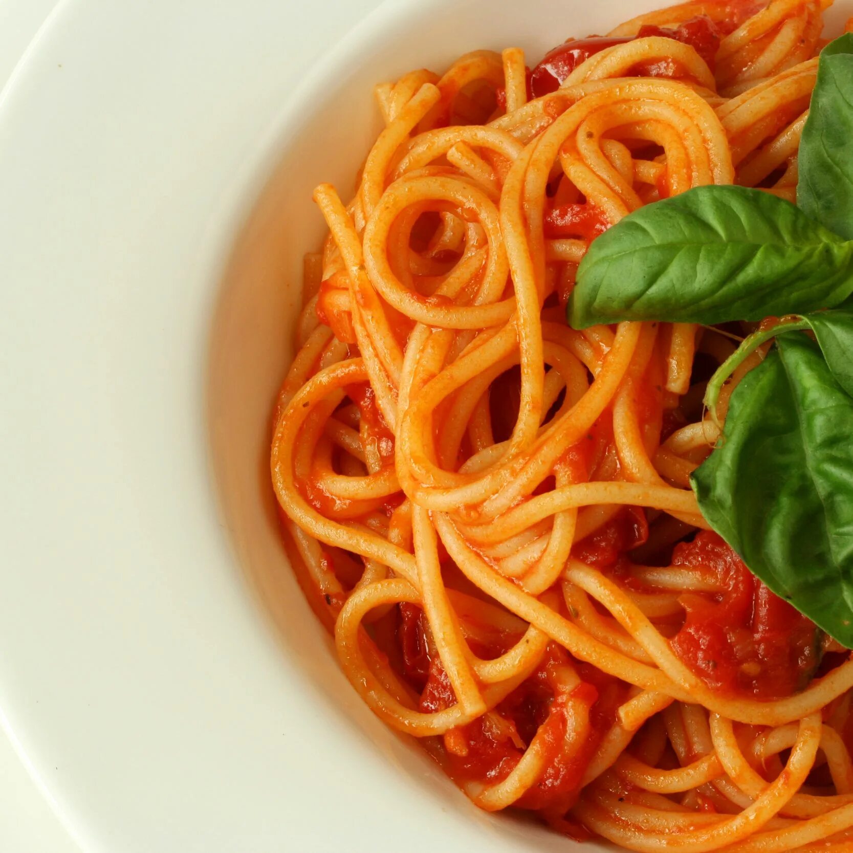 Спагетти Аль Помодоро. Спагетти с томатной пастой. Спагетти в томатном соусе. Томат паста. Соус к лапше