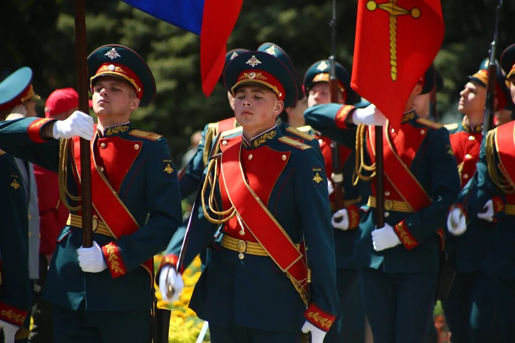 9 мая на дону. Рота почетного караула Ростов на Дону. Возложение венков на 9 мая. Рота почетного караула СССР. Оркестр почетного караула СССР.