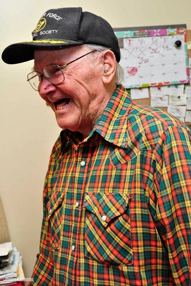 Томми андерсон. Томми андерсон. Луи андерсон его родители. Томми андерсон. Луи андерсон комик.