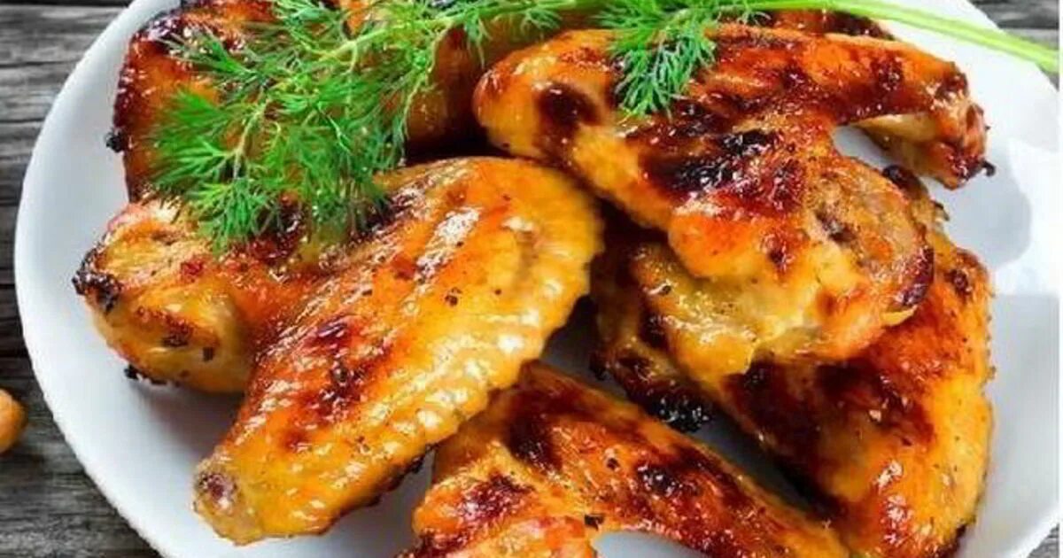 Крылышки в духовке. Куриные крылья в духовке. Самые острые крылышки. Острые крылышки в духовке. Острые крылышки в духовке.