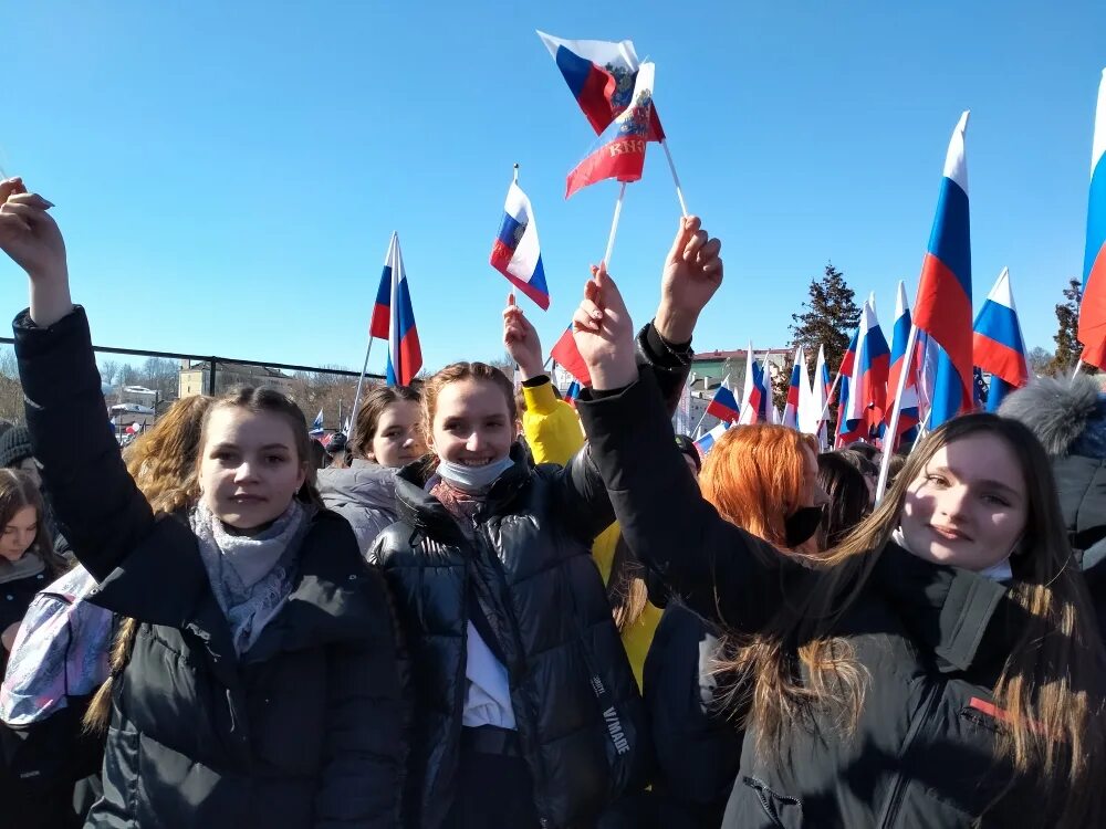 Митинг концерт 10 лет в родной гавани. Лидеры Крымской весны 2014. Митинг концерт 2022. Митинги в Крыму 2014.