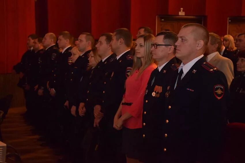 Умвд шахты ростовская. Литвиченко начальник увд г. Шахтинская полиции. Полиция г шахты. Полиция г шахты.