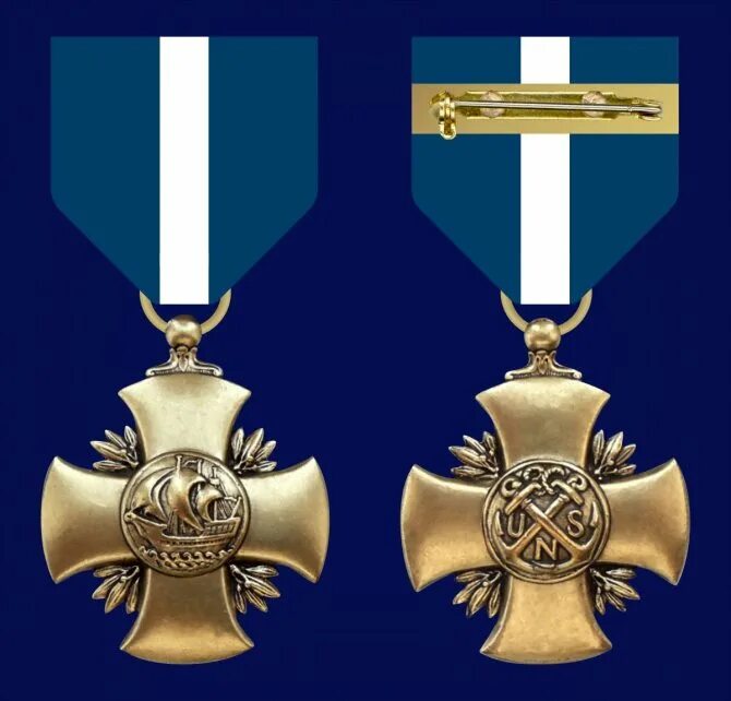 Какие сейчас ордена. Военно морской крест награда США. Медали США военные по старшинству. Крест «за военные заслуги»1914-1918. Награды армии США по старшинству.