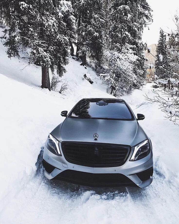 Мерседес е200 зима. Мерседес е200 зима. Mercedes зима. Mercedes benz s450 4matic. Мерседес cla зимней.