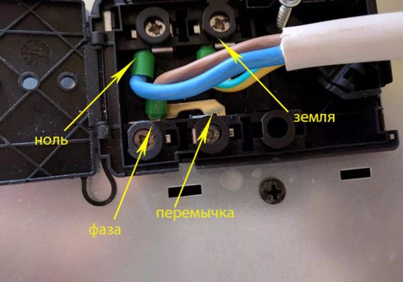 Подключение индукционной варочной панели gorenje. Варочная панель электрическая подключение к сети 220 4 провода. Варочная панель 4 провода к сети. Варочная панель Ханса электрическая подключение к сети 220. Подключить варочную панель к электросети 220 4 провода.