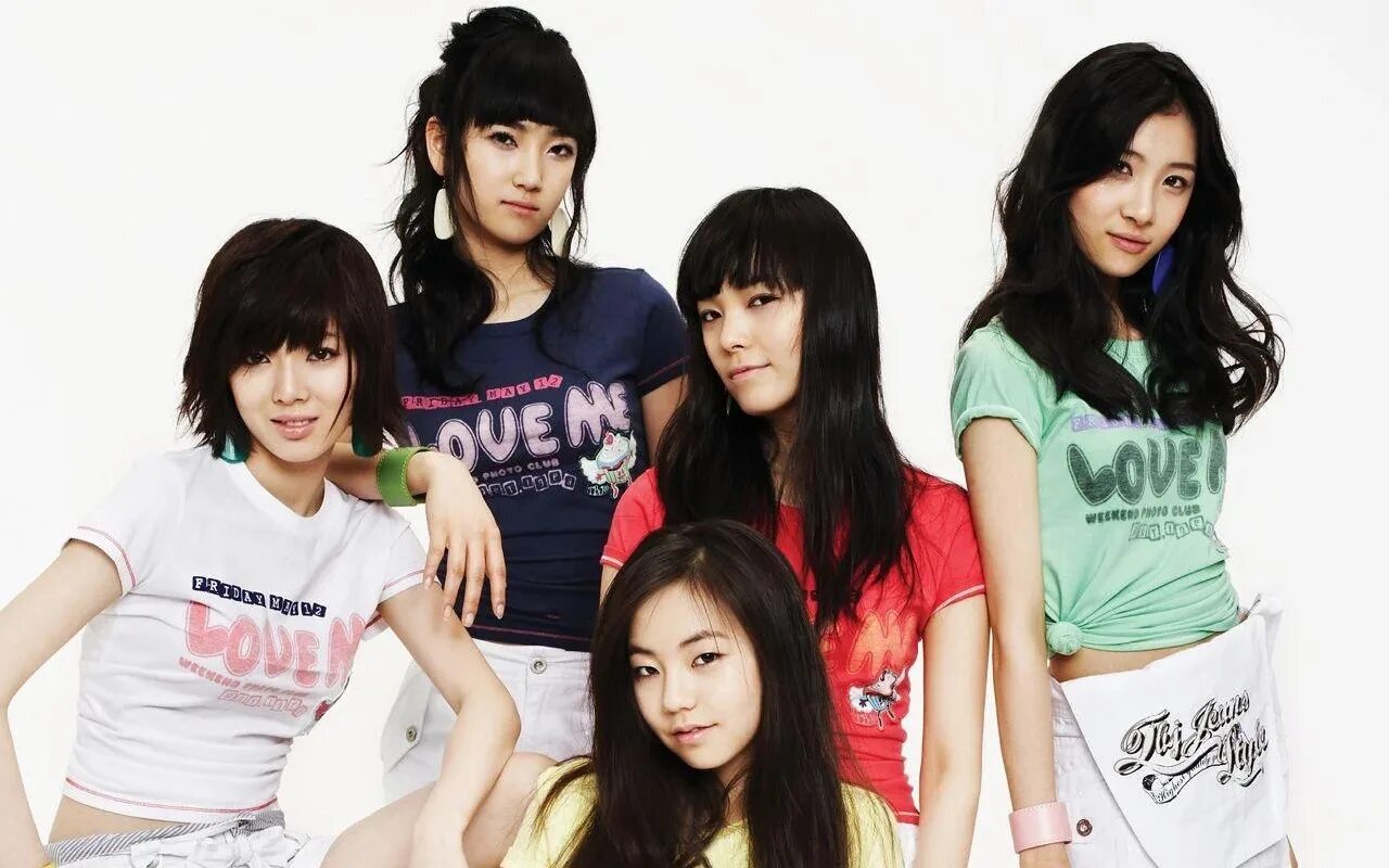 K pop группа wonder girls. Suzy miss a дорама. К поп girls generation. Хёна 2007. Герлз генерейшен.