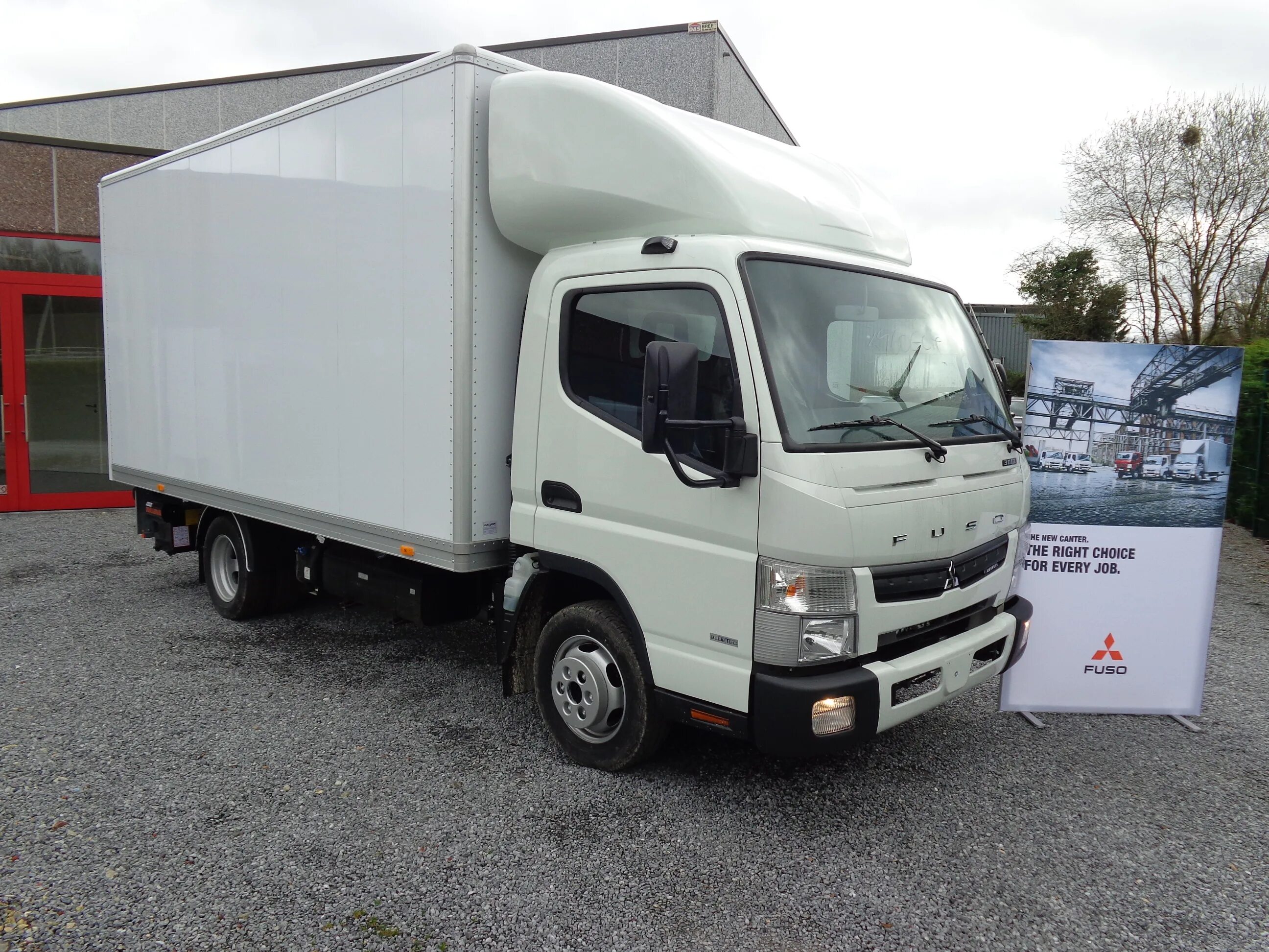 Куплю митсубиси кантер фусо. Mitsubishi Fuso Canter. Мицубиси Фусо Кантер. Фургон Fuso Canter 6890fh. Mitsubishi Fuso 3.5 тонны.